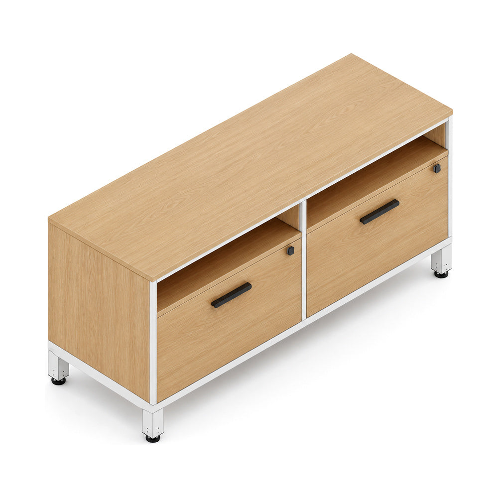 Credenza para oficina baja con gavetas de archivo VERSA UNI, cuerpo blanco con repisa abierta, base en aluminio, 120x45x52 cm