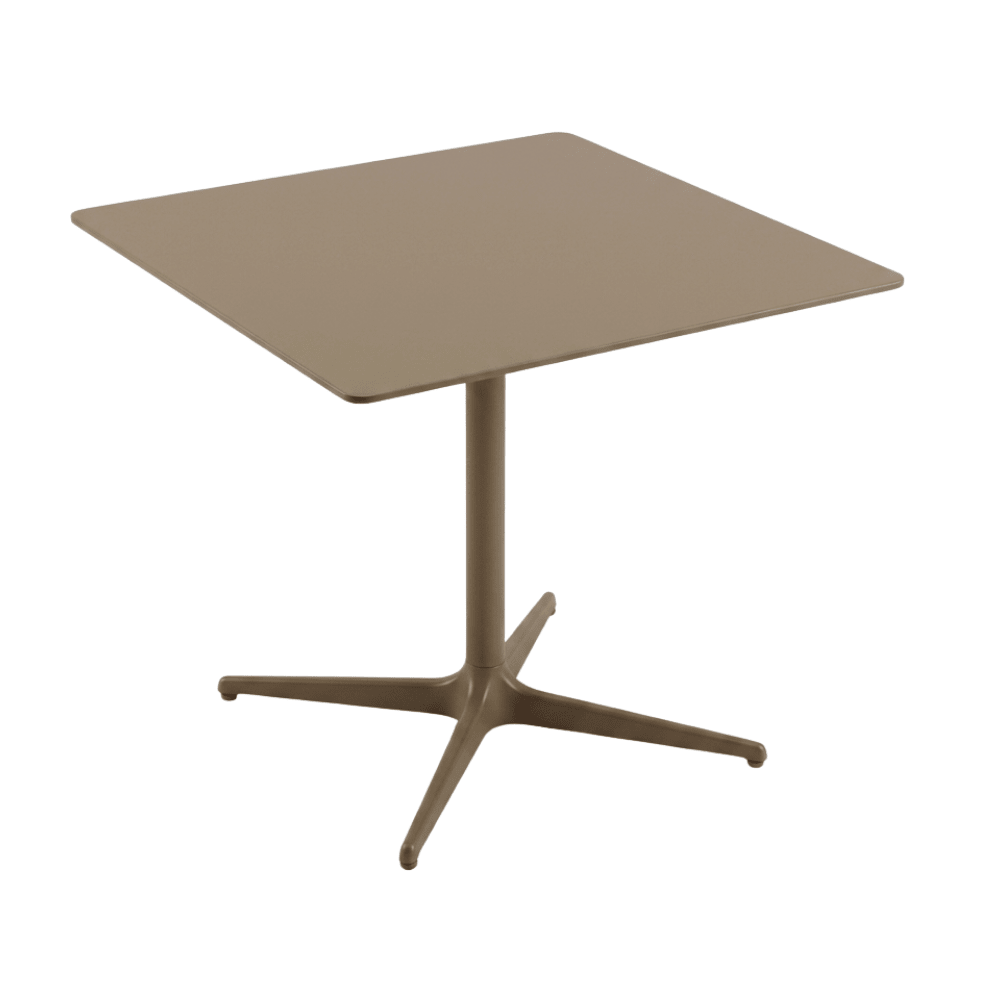 Mesa cuadrada baja Resol Toledo XL 100x100 con estructura de aluminio y sobre de compacto fenólico.
