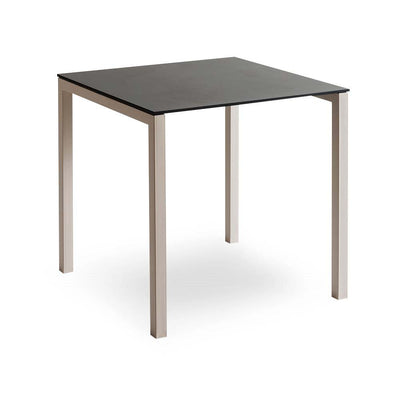 Mesa Comercial Baja para Cafeterías - LABENZE CLARO - Varios Colores - Cubierta Cuadrada y 4 Puntas Mesas Terrazas Áreas al Aire Libre Mobiliario Exterior Diseño Comodidad Ergonomía Materiales Resistentes Resistencia a la Intemperie Protección UV Durabilidad Estilo Moderno Minimalista Decoración Exterior Espacios al Aire Libre Jardines Balcones Patios Piscinas Restaurantes Bares Cafeterías Hoteles Eventos al Aire Libre Comprá Online Tiendas Especializadas Marcas Reconocidas Tendencias Innovación Tecnología