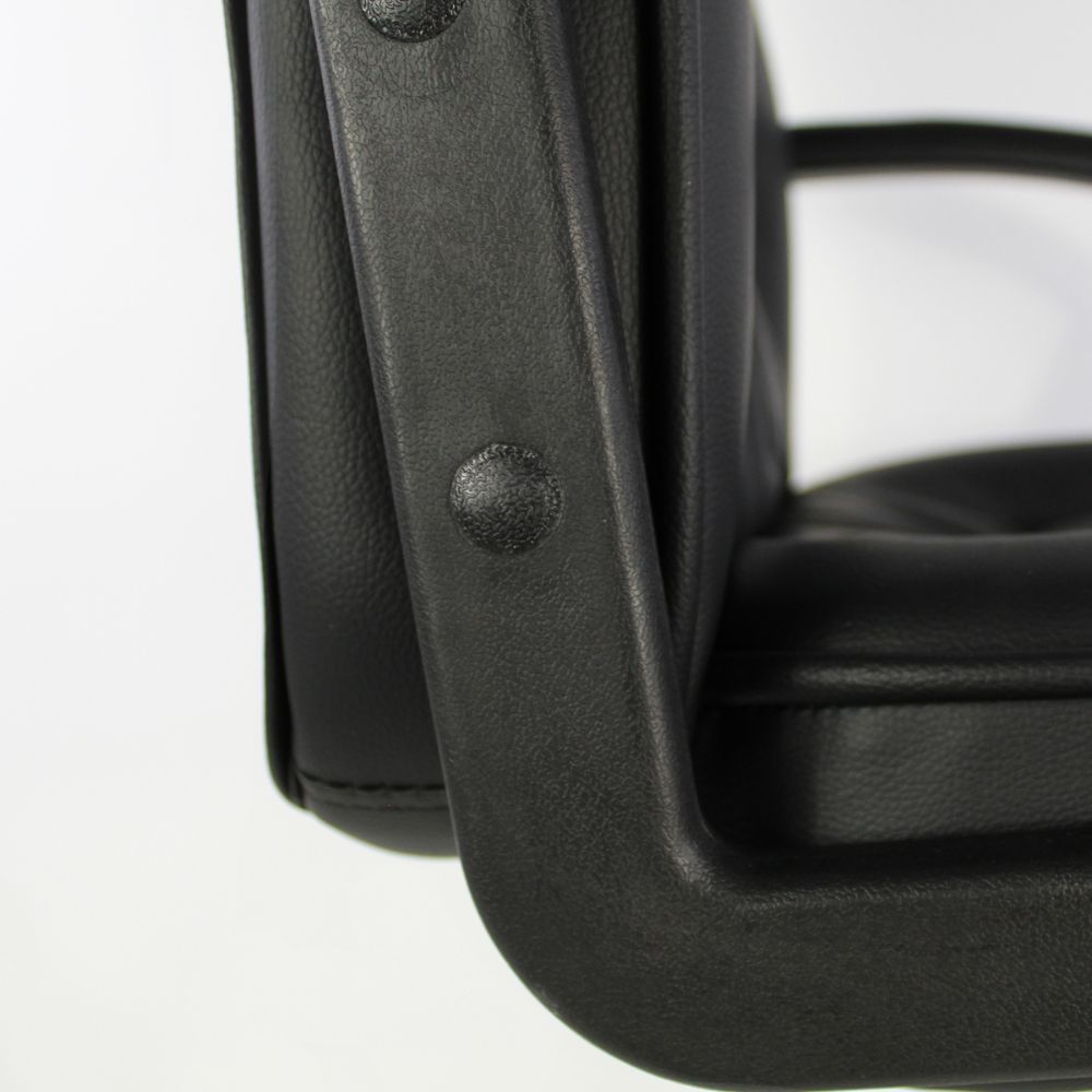 SILLA KINGSTRONG MOB-D68 Soria SILL0903519 | Silla Ejecutiva Uso de Oficina | Base Estrella Cromada | Tapiz PU | Poliuretano | Interior | Acero Cromado Tapizado en PU Poliuretano Respaldo Acojinado Reclinable Largos Descansabrazos Base Móvil Estrella Cromada Para Buena Postura Base Pistón Neumático Palanca Reguladora Comodidad Buen Diseño Oficina Home Office Corporativo Rodajas de Nylon Comodidad Espacio de Trabajo Mundo In