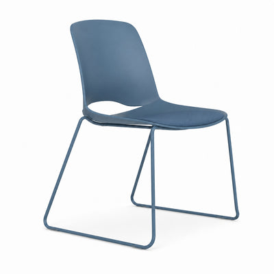 Silla de Oficina de Visita Trineo con Pad en Asiento Espuma Moldeada VERSA ALTUS PITCH, vista de producto sobre fondo blanco