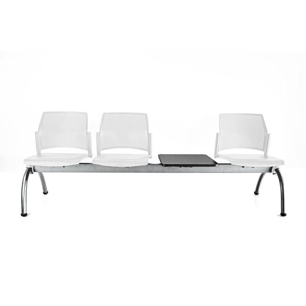 Banca para Sala de Espera 3 Plazas y Mesa - LABENZE REPLAY 108-6204M - Varios Colores - Respaldo Multiperforado Banca De Visita Para Oficina Banca Para Sala De Espera Banca Para Recepción Banca Para Sala De Juntas Banca Para Sala De Conferencias Banca Para Área De Espera Banca Para Sala De Reuniones Banca Para Oficina Minimalista Banca Para Oficina De Marketing Banca Para Oficina De Ventas Banco De Aeropuerto Banco De Estación De Tren Banco De Terminal De Autobús Banco De Gimnasio Banco De Consultorio Banco
