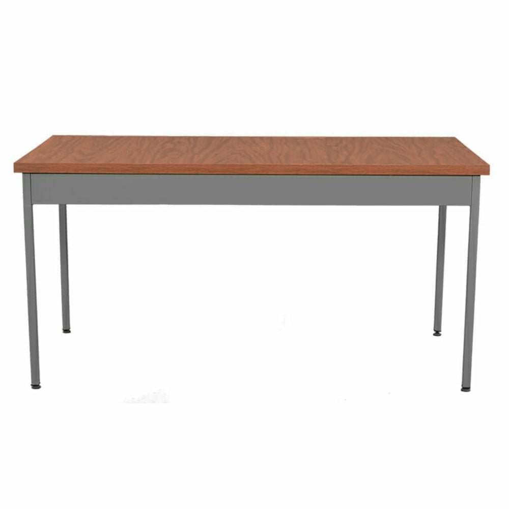 Mesa Ofik Nova 189 con cubierta de melamina color arena y estructura en lámina