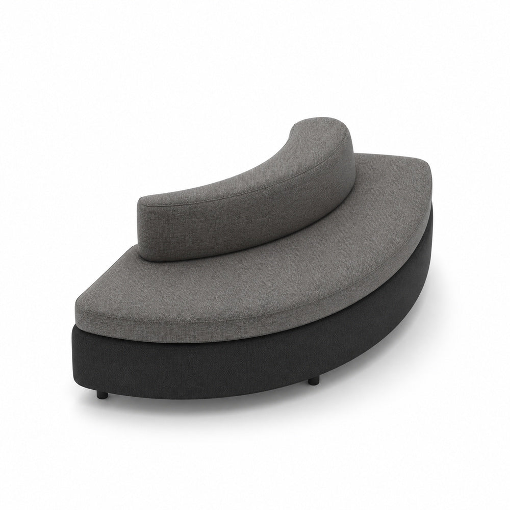 Sofá Conector Curva Externa 130 SLICE curva externa 130 grados de VERSA OFFSET, vista de tres cuartos sobre fondo blanco