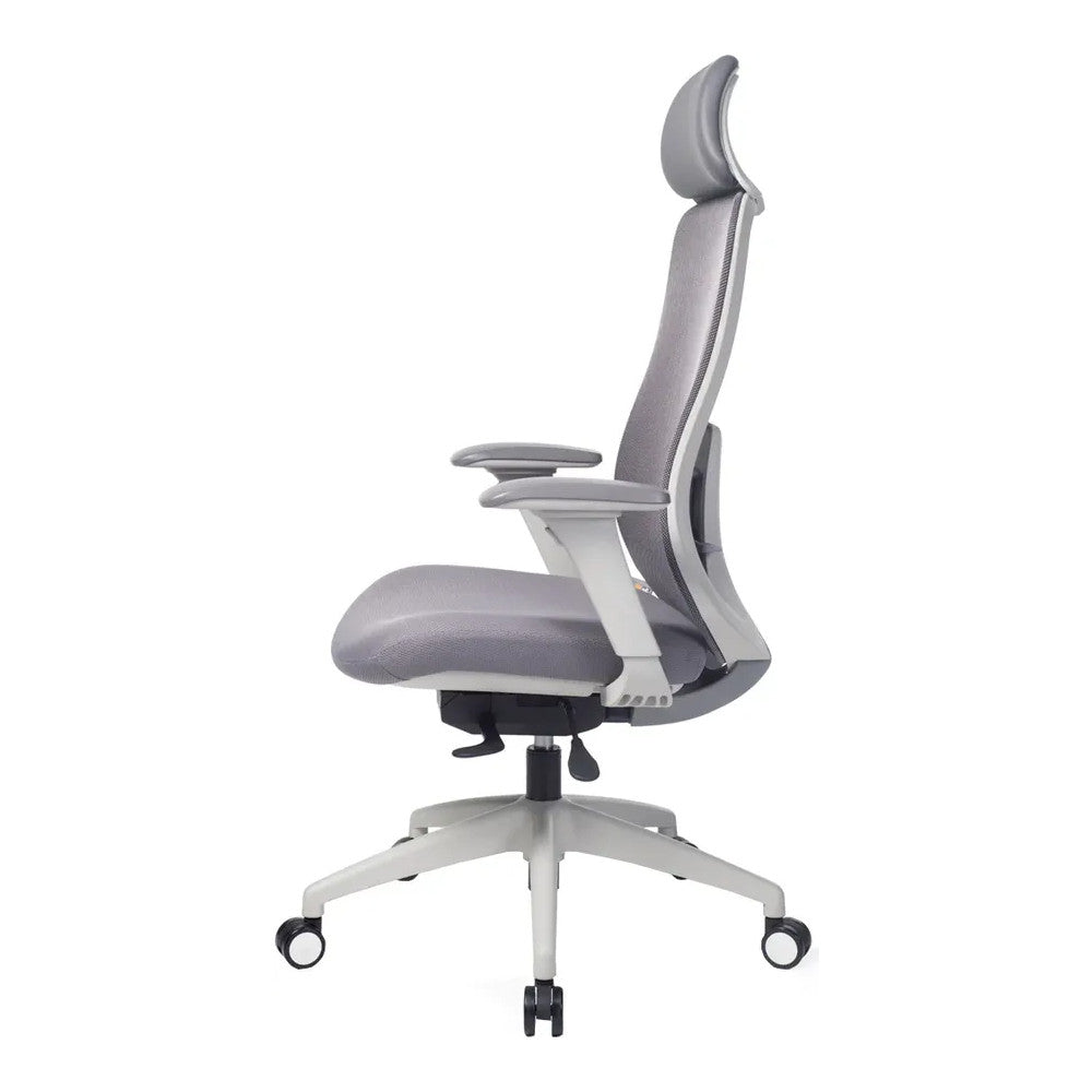 Silla de Oficina Ejecutiva con Cabecera Ajustable - VERSA ALTUS ANIA - Estructura Aluminio - Asiento Tapizado en Tela y Respaldo en Malla