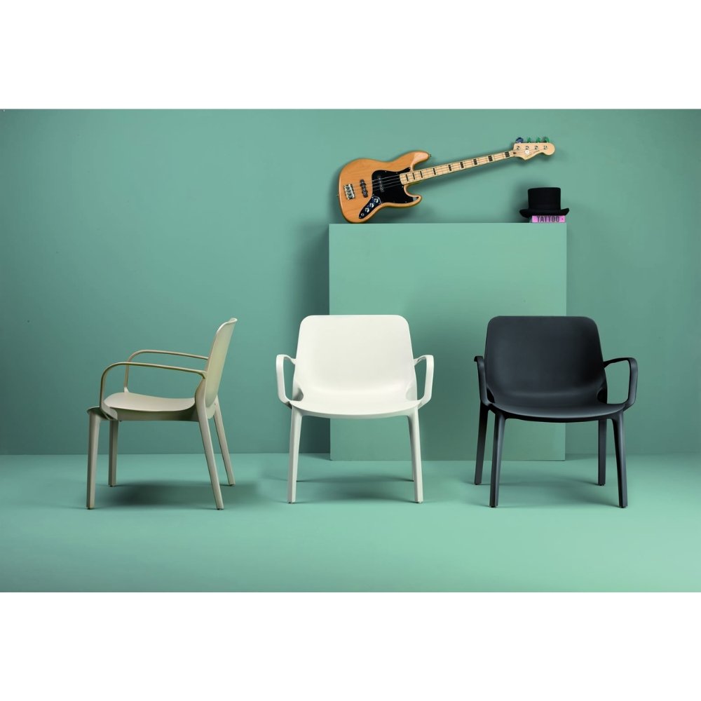 Silla Air Moulding - LABENZE GINEVRA LOUNGE 155-08200 - Varios Colores - Reforzada con Fibra de Vidrio y con Brazos - 155-08200 - Labenze - NOGAL BEAT - Silla Comercial Interior