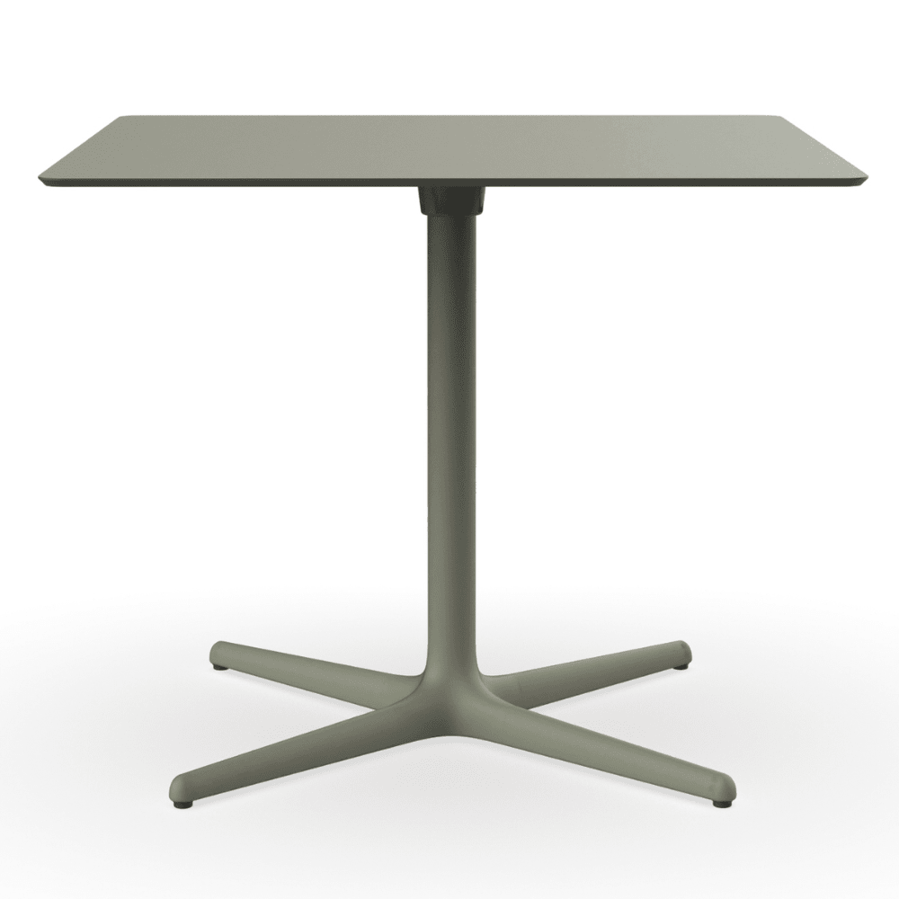 Mesa cuadrada baja Resol Toledo XL 90x90 con estructura de aluminio y sobre de compacto fenólico.