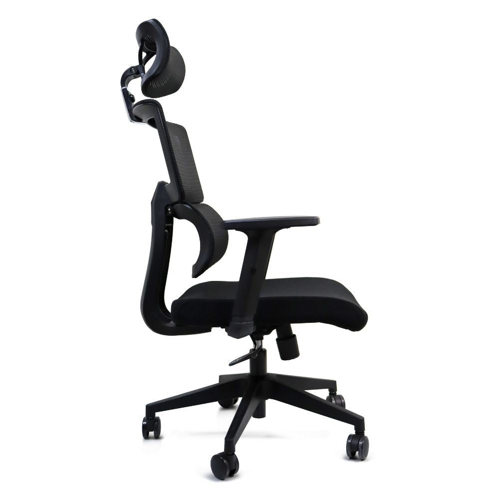 SILLA NOGAL BEAT PORTUGAL | Silla Ejecutiva con Cabecera | Base Nylon Rodajas | Respaldo Cabecera Asiento Tapizado | Brazos | Negro | Interior - PORTUGAL - MOBILIARIO EN MOVIMIENTO - NOGAL BEAT - Sillas para oficina